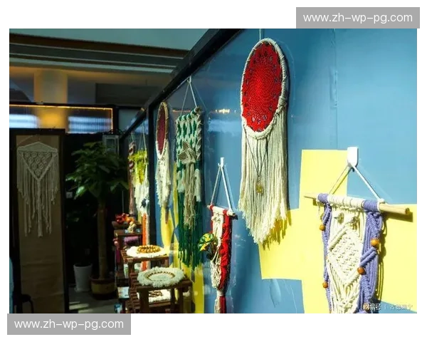 在线观看录像的全新体验：在屏幕之间编织生活的自由